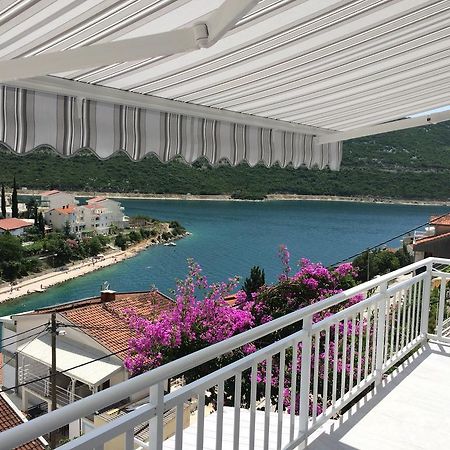 Villa Tiha Luka ネウム エクステリア 写真
