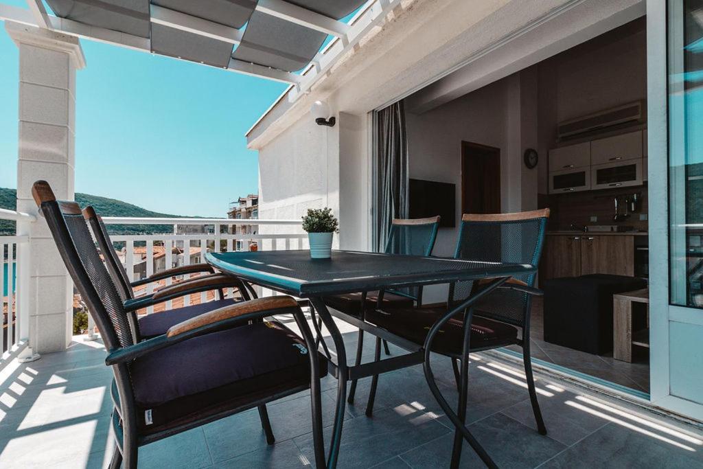 Villa Tiha Luka ネウム エクステリア 写真