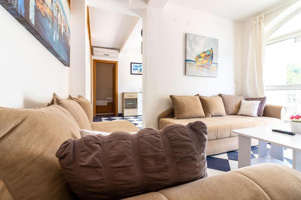 Villa Tiha Luka ネウム エクステリア 写真