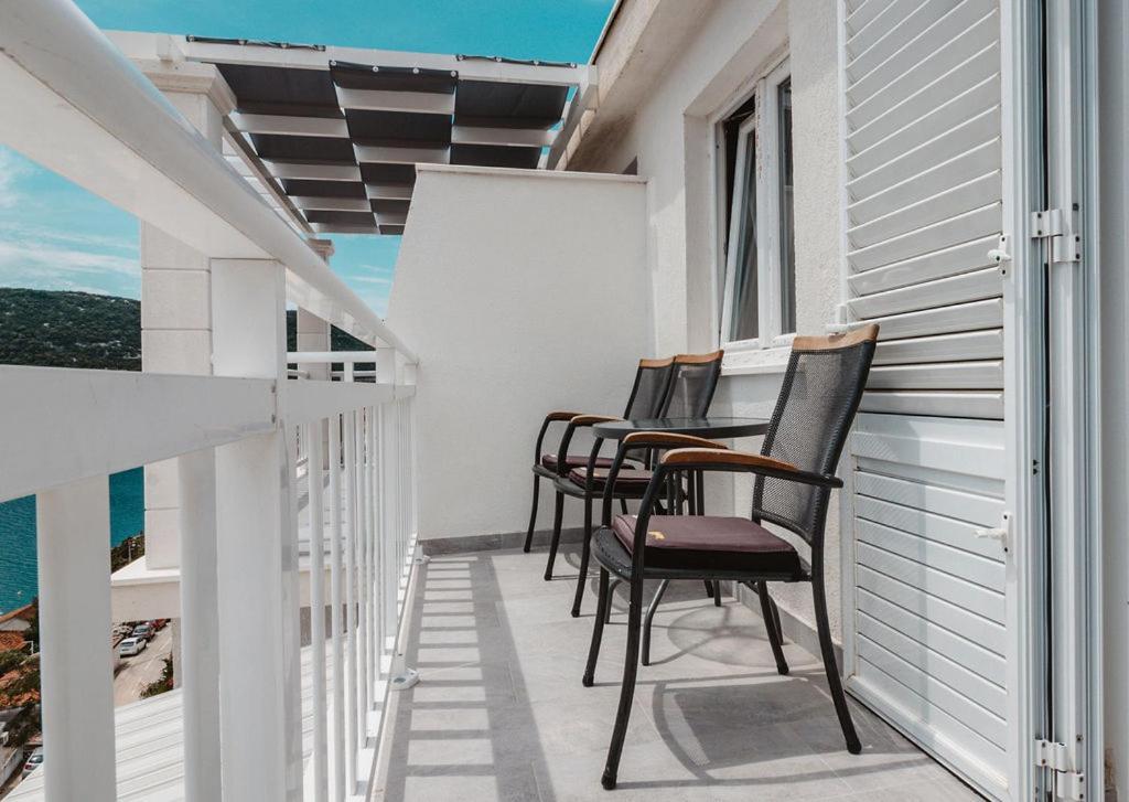 Villa Tiha Luka ネウム エクステリア 写真
