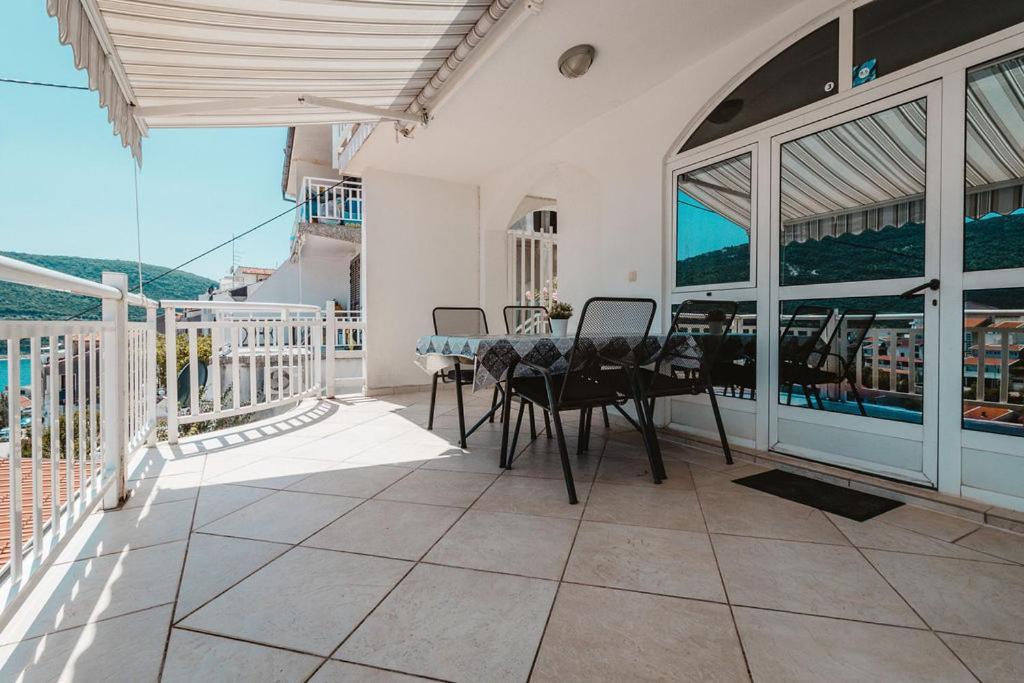 Villa Tiha Luka ネウム エクステリア 写真