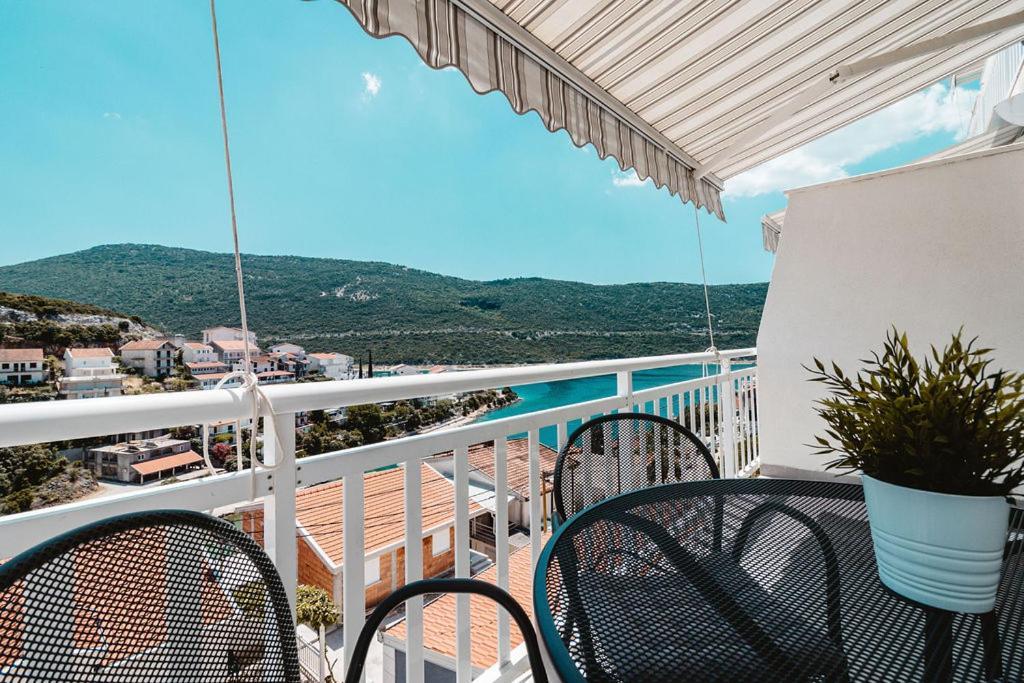 Villa Tiha Luka ネウム エクステリア 写真