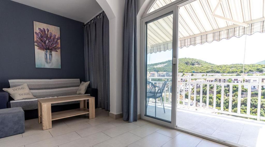 Villa Tiha Luka ネウム エクステリア 写真