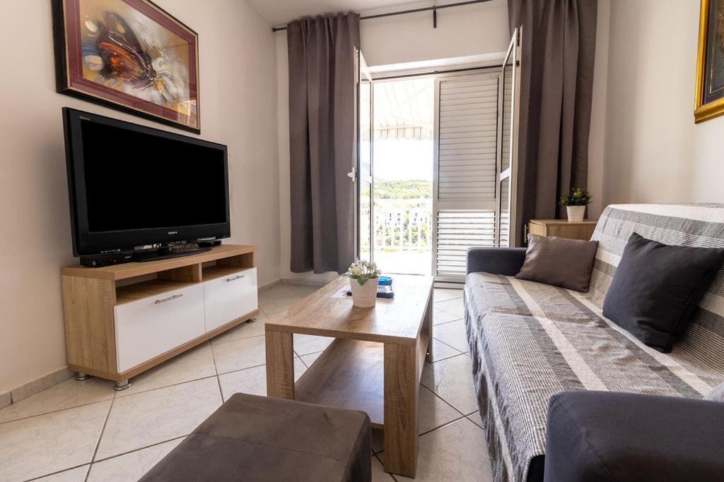 Villa Tiha Luka ネウム エクステリア 写真