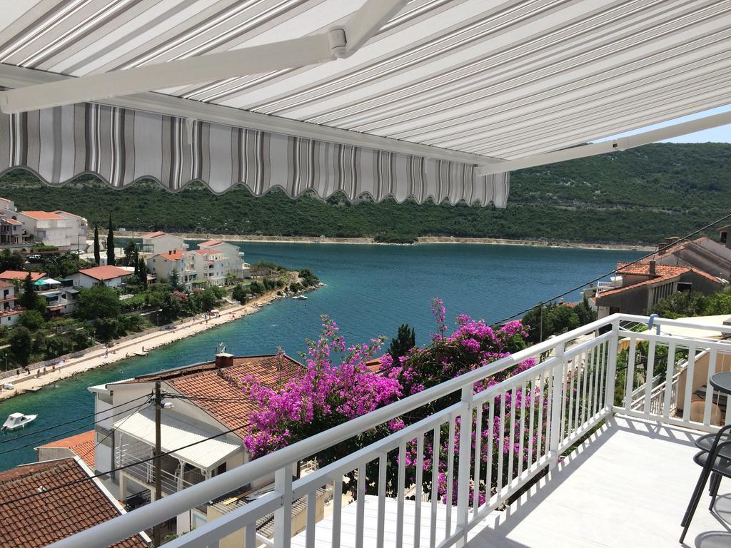 Villa Tiha Luka ネウム エクステリア 写真